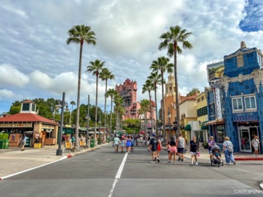 WARNING: This One Hollywood Studios Hack Could “Ruin the Magic”