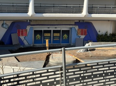 PHOTOS: Concrete Refurbishment Continues Outside Buzz Lightyear’s Space Ranger Spin
