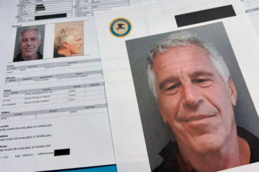 What the Epstein files say about Richard Kahn, his longtime accountant
