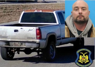 Two deputies, suspect dead after manhunt in Missouri