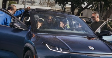 The Righteous EV Owners Who Won’t Let Their Broken Cars Die