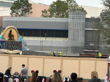 Crews Remove More Facade at Former Star Wars Launch Bay in Animation Courtyard