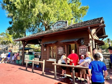 Three Permits Filed for Frontierland Kiosks at Magic Kingdom, Possibly Connected to Piston Peak Construction
