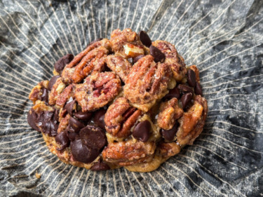 REVIEW: Our FAVORITE Gideon’s Cookie is Back at Disney Springs This Month!