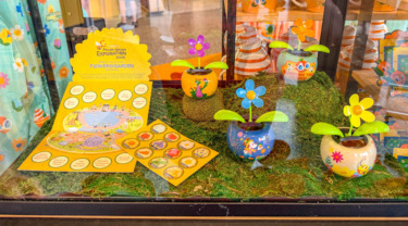 PHOTOS: Spike’s Pollen-Nation Exploration at the Flower & Garden Festival!