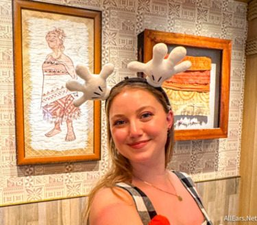 REVIEW: Disney’s NEW Moana Restaurant Is Like Chipotle, But Dare We Say… BETTER?!