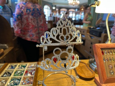 Build Your Own Mickey & Castle Tiaras with Additional DIY Designs at Walt Disney World
