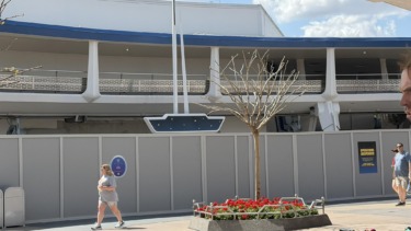 New Sign Now installed at Buzz Lightyear’s Space Ranger Spin