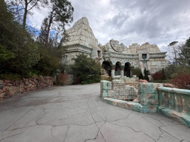 Exterior Queue Area Reopens at Poseidon’s Fury in Universal’s Lost Continent