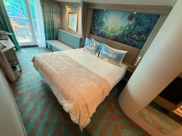 PHOTOS, VIDEO: Tour a Deluxe Reef View Stateroom with Verandah on the Disney Adventure