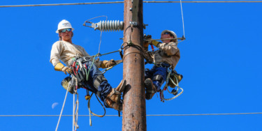 A basic monthly bill Americans can’t dodge is becoming a midterm flashpoint