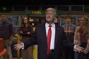 ‘SNL’ Cold Open Jokes About Rising Gas Prices and War With Iran as Trump Compares Country to Ballet: “We’re Timmy Chalamet”