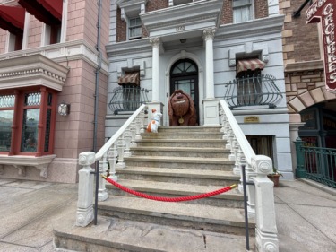 ‘Secret Life of Pets’ Photo Op Figures Move to New Location at Universal Studios Florida