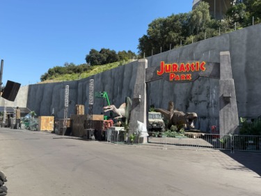 Jurassic Park Archway Added to Rumored Universal Fan Fest Nights Walkthrough Experience
