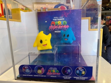 Luma Shoulder Pals Celebrate ‘The Super Mario Galaxy Movie’ at Universal Parks
