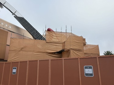 More Scrim Covers Rock ‘n’ Roller Coaster Guitar For Muppets Makeover