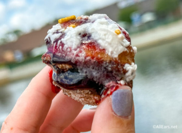 REVIEW: We’ll Take 10 of This NEW Disney World Snack, Thanks