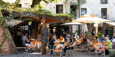 Travel experts warn against one tipping habit while visiting popular vacation spots