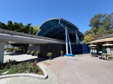 Disneyland Monorail Closed for Refurbishment