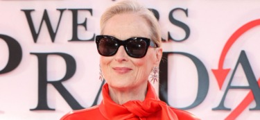 Meryl Streep Tears Up Over Journalist’s Surprise: ‘What A Gift’