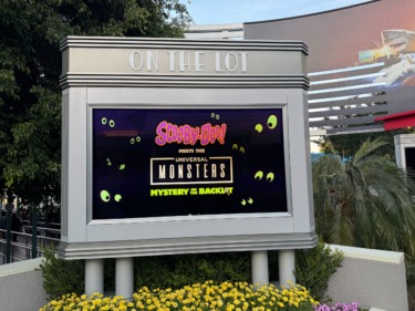 PHOTOS & VIDEO: Scooby-Doo Meets the Universal Monsters: Mystery of the Backlot at Universal Fan Fest Nights