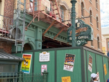 Finnegan’s Bar & Grill at Universal Studios Florida Gutted Amidst Closure