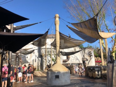 Savi’s Workshop Construction Walls Come Down at Disney World 7 Months Later