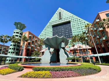 We Regret to Inform You That You’re Booking the WRONG Disney World Hotel