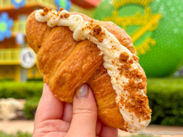 REVIEW: This NEW Cookie Butter Croissant Changes EVERYTHING!