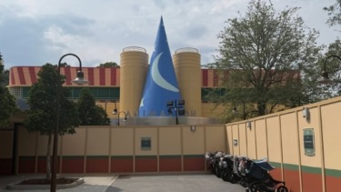More Walls Down and New Posters Removed from Animation Courtyard Area in Hollywood Studios