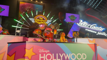 Video: Dr. Teeth and the Electric Mayhem Rock Disney’s Hollywood Studios with Mini Concert