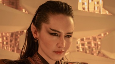 Star Trek EP discusses origin of La’an & Spock’s romance
