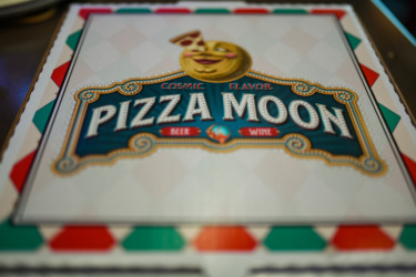 Pizza Moon Review