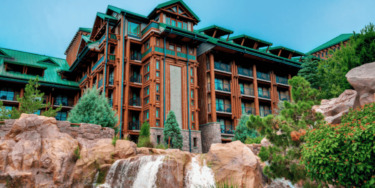 Day 4 Crisis: AC Outage Continues to Plague Specific Wings of Disney’s Wilderness Lodge