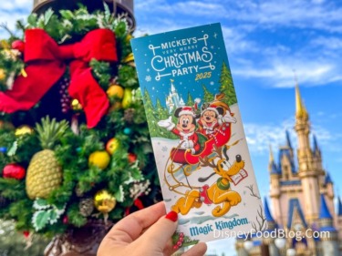 Disney CONFIRMS This Mickey’s Very Merry Christmas Party Perk Is Coming BACK