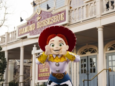 Toy Story 5 Takes Over Walt Disney World With New Characters, Treats, and Merchandise