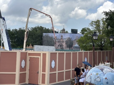 Haunted Mansion Cupola Gets New Finish at Magic Kingdom