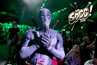 Ryan Reynolds Crashes Marvel’s Hall H in X-Force Deadpool Costume