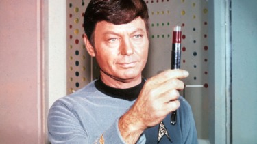 Every Main Star Trek Ship’s Chief Medical Officer, Ranked by Ability