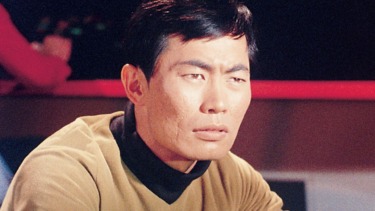 8 Best Starship Pilots in Star Trek Canon, Ranked