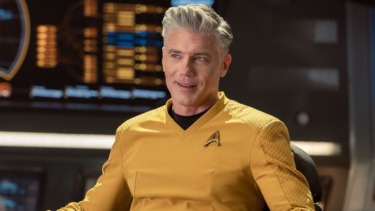 ‘Strange New Worlds’ Season 4 Premiere Review: Captain Pike’s Dinosaur Detour Rewrites Star Trek History