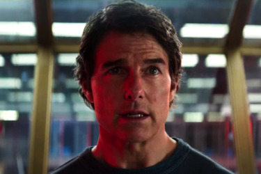 Tom Cruise Gets AMC Workers Into “Odyssey”