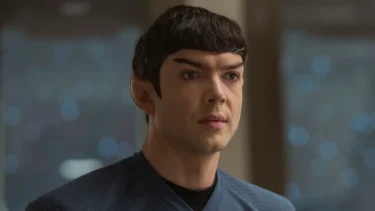 Star Trek actor reacts to kissing puppet during emotional SNW scene