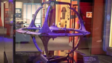 New Star Trek romance heats up on DS9 (and there’s definitely magic in the air)