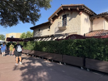 PHOTOS: New Brown Derby Lounge Patio Roof Begins to Take Shape at Disney’s Hollywood Studios