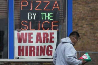 US job market predicted to remain stable despite Iran war