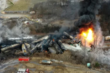 Vance calls for probe into Biden admin’s East Palestine response after contamination report