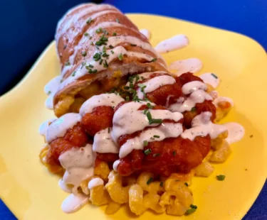 A New Mac & Cheese Bread Cone Is Giving Epic Universe Competition