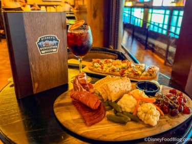 REVIEW: This Is Your Sign to Have Dinner at This Disney World Hotel Lounge