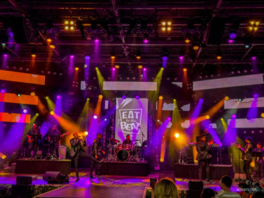 What to Do When You’re NOT Eating at the EPCOT Food and Wine Festival